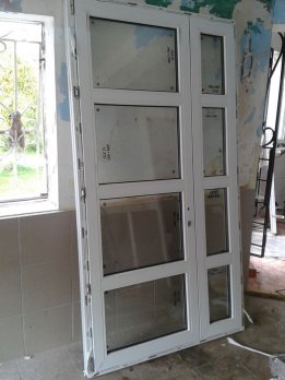Двери с профиля алм пласт в Киеве